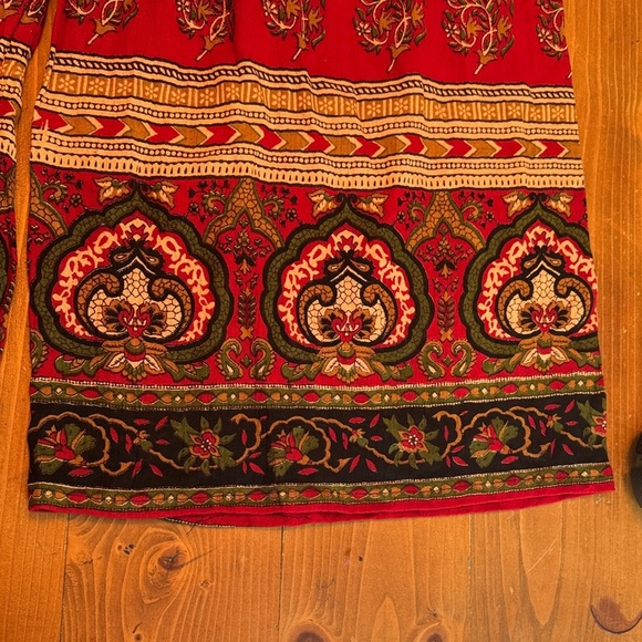 Bohemian Red Patterned Women's Pants - Picture 6 of 8